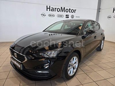 Usado Seat Leon Reference 115 CV (84 kW) 2021 Negro Berlina