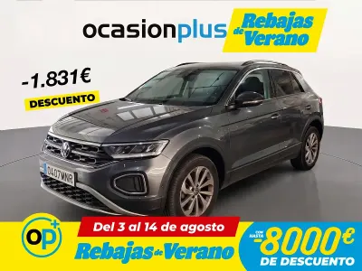 Usado VW T-Roc Life 110 CV (80 kW) 2024 Gris SUV