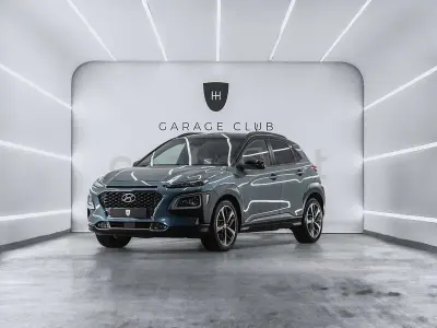 Usado Hyundai Kona Style 177 CV (130 kW) 2017 Gris / plata SUV