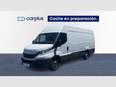 Usado Iveco Daily 136 CV (100 kW) 2020 Ic 194 blanco sólido Monovolumen