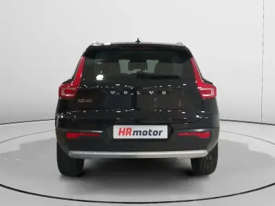 Usado Volvo XC40 Inscription 211 CV (155 kW) 2022 Negro SUV