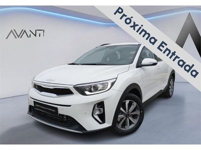 Blanco Usado 2025 Kia Stonic SUV | 20.490 € (Precio justo)