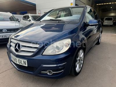 Mercedes B180