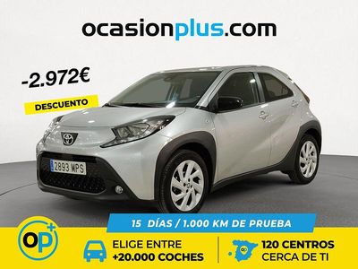 Usado Toyota Aygo X Play 72 CV (52 kW) 2024 Gris SUV