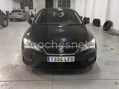 Usado Seat Leon ST Reference 130 CV (95 kW) 2020 Negro Familiar