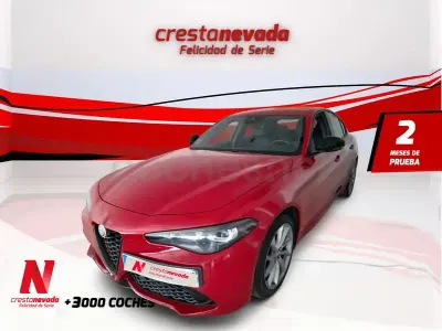 Usado Alfa Romeo Giulia Sprint 160 CV (117 kW) 2023 Rojo Berlina