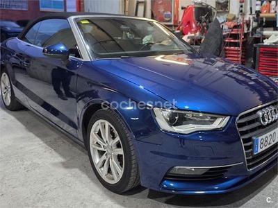 Usado Audi A3 Cabriolet Attraction 150 CV (110 kW) 2015 Azul Descapotable
