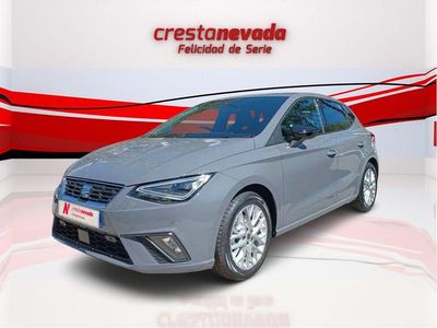Usado Seat Ibiza FR 115 CV (84 kW) 2025 Gris Utilitario