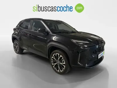 Usado Toyota Yaris Hybrid Style 131 CV (96 kW) 2025 Negro