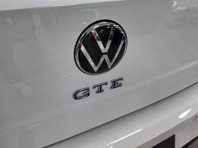 Blanco Usado 2020 VW Golf VIII GTE Utilitario | 30.990 €
