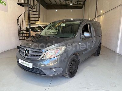 Negro Usado 2015 Mercedes Citan 111 Familiar | 5990 €