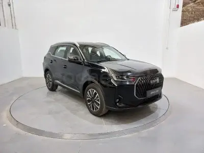 Usado Ebro s700 Luxury 147 CV (108 kW) 2025 Negro SUV