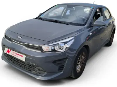 Usado Kia Rio 101 CV (74 kW) 2021 Gris