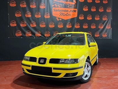 Używany Seat Leon 105 KM (77 kW) 2002 Żółty Hatchback