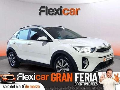 Usado Kia Stonic 101 CV (74 kW) 2021 Blanco SUV
