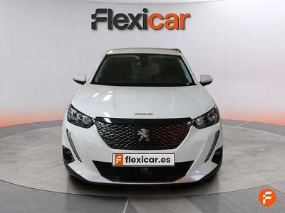 Usado Peugeot 2008 Allure 130 CV (95 kW) 2021 Blanco SUV