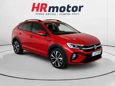Begagnad VW Taigo R-line 150 HK (110 kW) 2023 Röd SUV