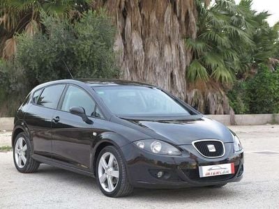 Usado Seat Leon Sport 140 HP (102 kW) 2006 Preto Citadino