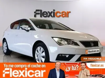 Usado Seat Leon Reference 90 CV (66 kW) 2019 Blanco