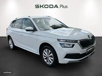 Usado Skoda Kamiq 110 CV (80 kW) 2022 Blanco SUV