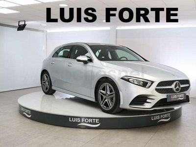 Usado Mercedes A180 116 CV (85 kW) 2023 Gris / plata Berlina