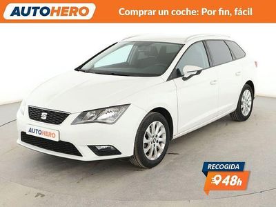 Usado Seat Leon Style 110 CV (80 kW) 2016 Blanco Familiar