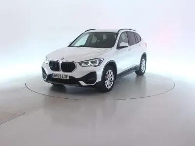 Usado BMW X1 Comfort Edition 150 CV (110 kW) 2022 Blanco SUV