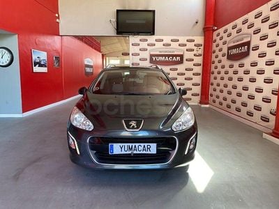 Begagnad Peugeot 308 SW Active 92 HK (67 kW) 2013 Grå Kombi