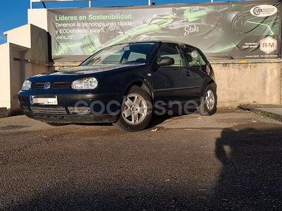Usado VW Golf IV Highline 105 CV (77 kW) 2003 Azul Berlina