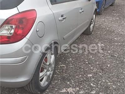 Usado Opel Corsa Enjoy 75 CV (55 kW) 2007 Gris / plata Utilitario