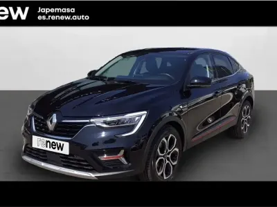 Usado Renault Arkana Zen 140 CV (102 kW) 2022 Negro sport SUV