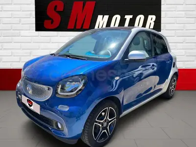 Usado Smart ForFour Proxy 71 CV (52 kW) 2015 Azul Utilitario