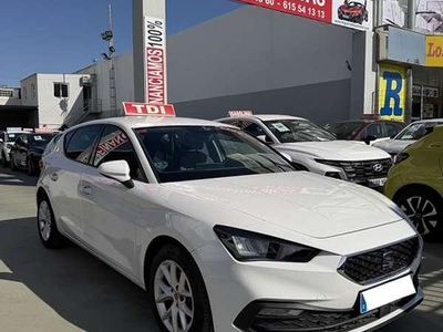 Usado Seat Leon Style 116 CV (85 kW) 2021 Blanco Utilitario