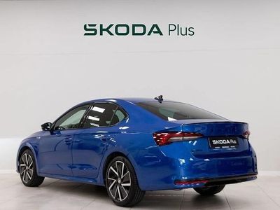 Usado Skoda Octavia SportLine 150 CV (110 kW) 2025 Azul Berlina