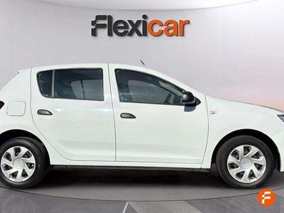 Blanco Usado 2018 Dacia Sandero Essentiel Utilitario | 8490 € (Precio justo)