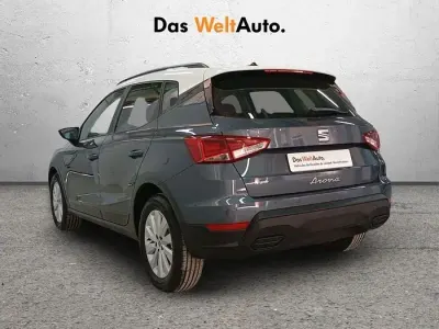 Usado Seat Arona Style 115 CV (84 kW) 2025 Gris SUV