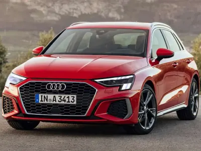 Usado Audi A3 Sportback Premium 116 CV (85 kW) 2023 Gris Utilitario