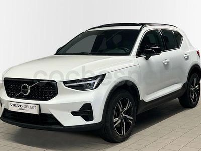 Usado Volvo XC40 Plus 163 CV (119 kW) 2025 Blanco SUV