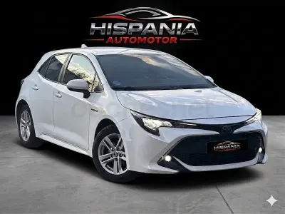 Usado Toyota Corolla Active 122 CV (89 kW) 2021 Blanco Berlina