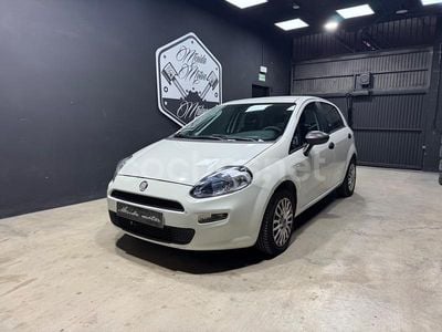 Usado Fiat Punto Evo Active 77 CV (56 kW) 2012 Blanco Utilitario