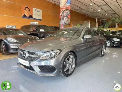 Usado Mercedes C220 170 CV (125 kW) 2018 Gris Coupe