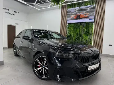 Usado BMW 520 Comfort Edition 197 CV (144 kW) 2025 Negro Berlina