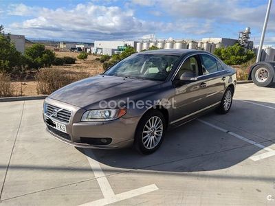 Usado Volvo S80 Summum 200 CV (147 kW) 2007 Beige Berlina