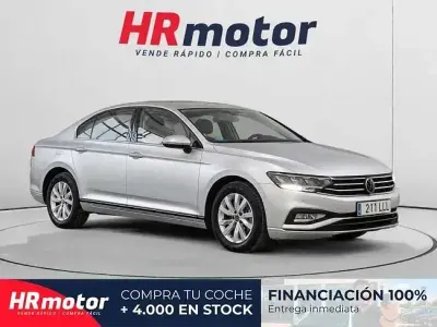 Begagnad VW Passat Business 122 HK (89 kW) 2020 Grå Sedan