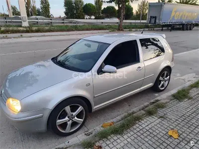 Usado VW Golf IV Conceptline 90 CV (66 kW) 2000 Gris / plata Berlina