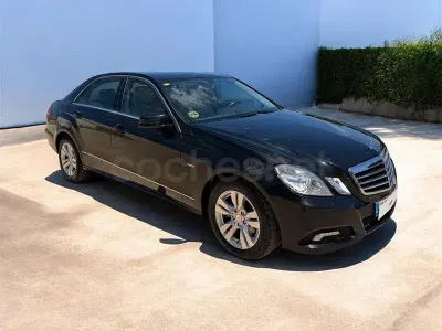 Usado Mercedes E220 Avantgarde 170 CV (125 kW) 2010 Negro Berlina