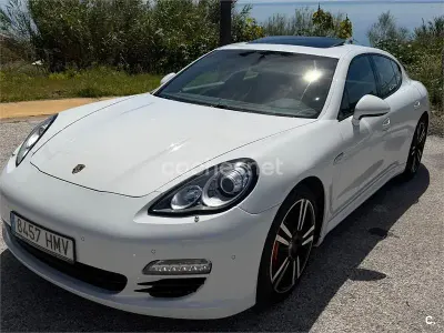 Usado Porsche Panamera Platinum Edition 250 CV (183 kW) 2012 Blanco Utilitario