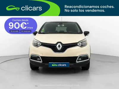 Usado Renault Captur Intens 90 CV (66 kW) 2017 Beige SUV