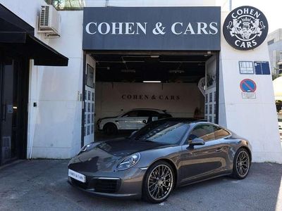 Gris / plata Usado 2017 Porsche 911 Carrera 4 Coupe | 92.900 €