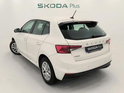 Usado Skoda Fabia 95 CV (69 kW) 2022 Blanco Utilitario